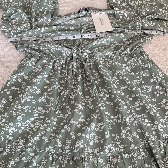 BloomChic Floral Dress - Picture 6 of 9